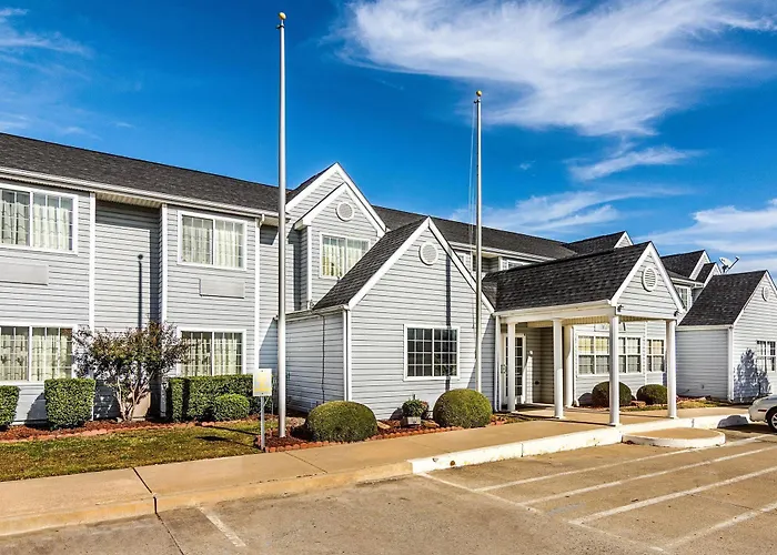 Motel 6-Mcalester, OK