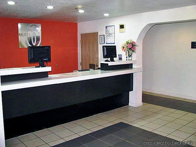 Hotel 6-mcalester, Ok
